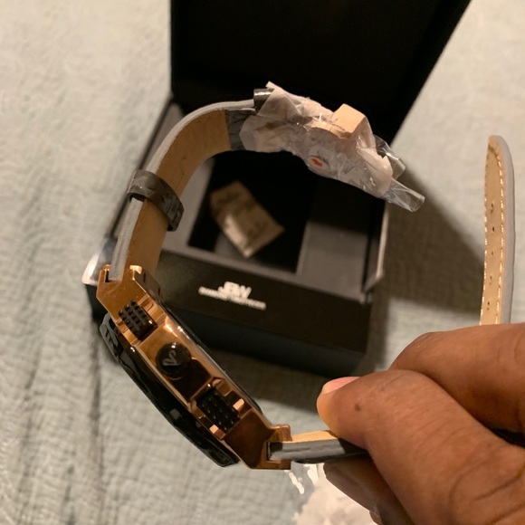 I have 2 jbw diamond watches brand new in the box
